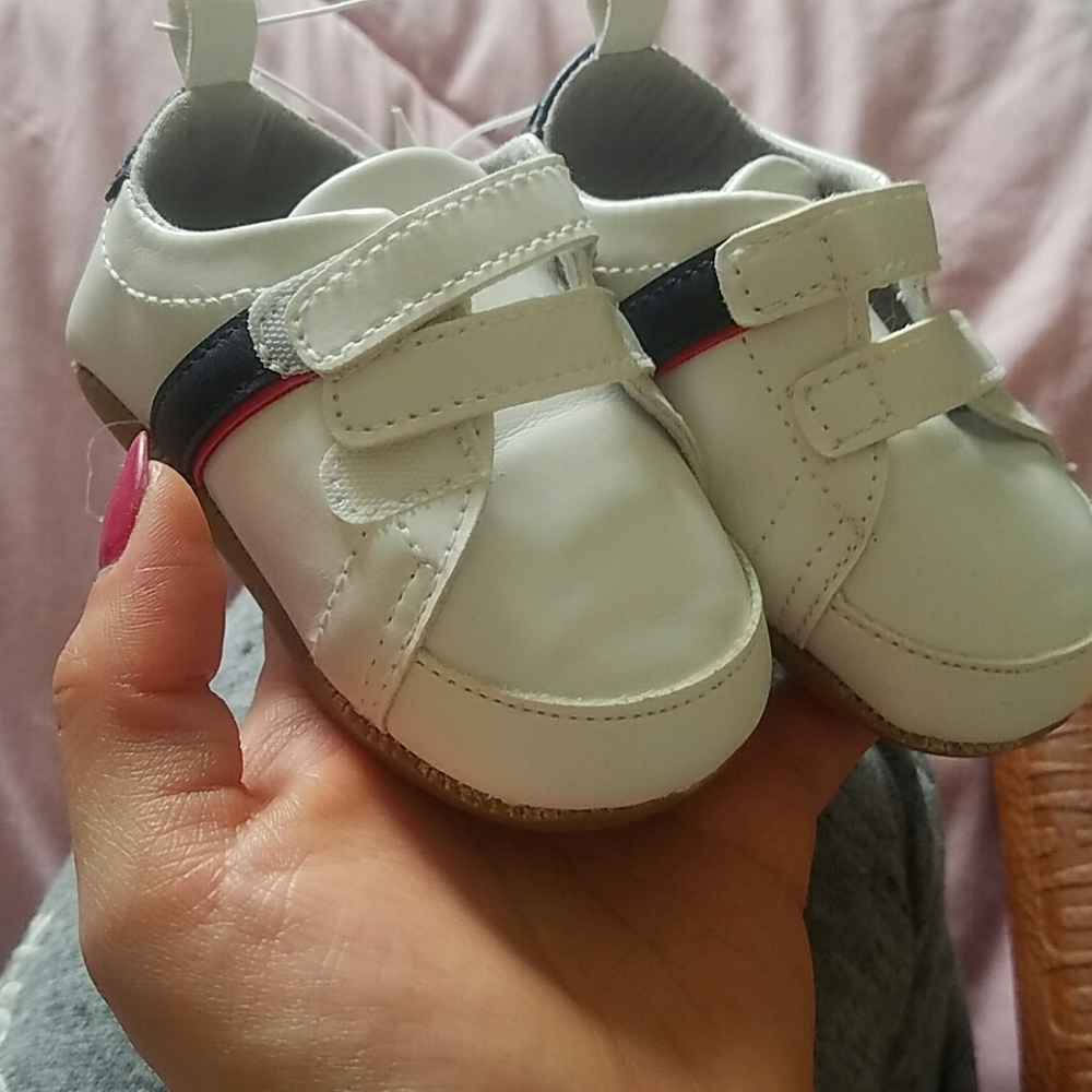 Baby old navy shoes NWT